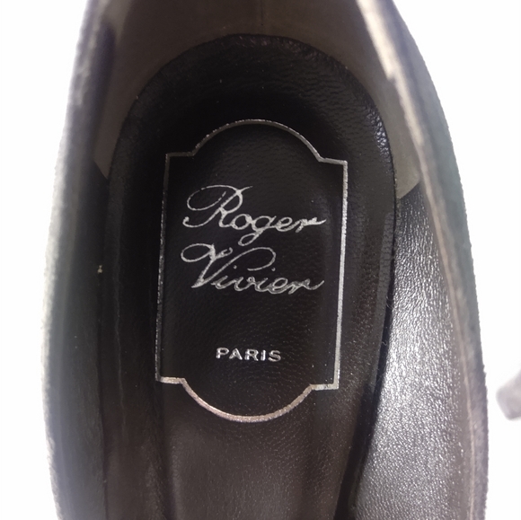 Roger Vivier suede heels 8.5 - Picture 4 of 6